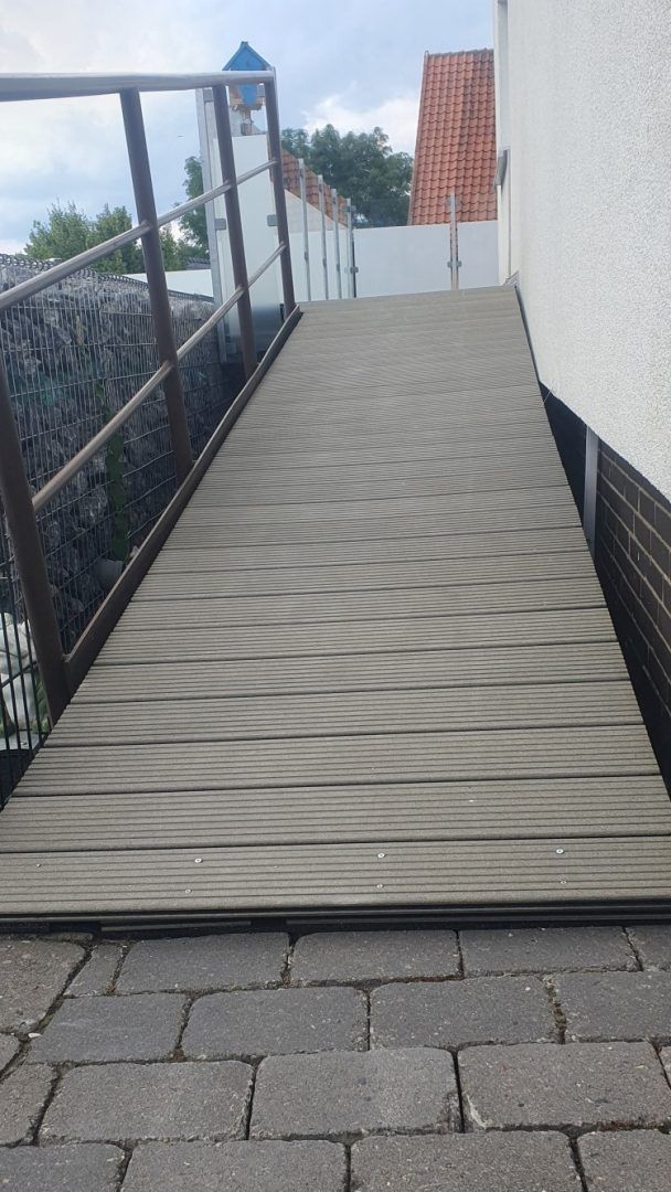 Holzterrasse
